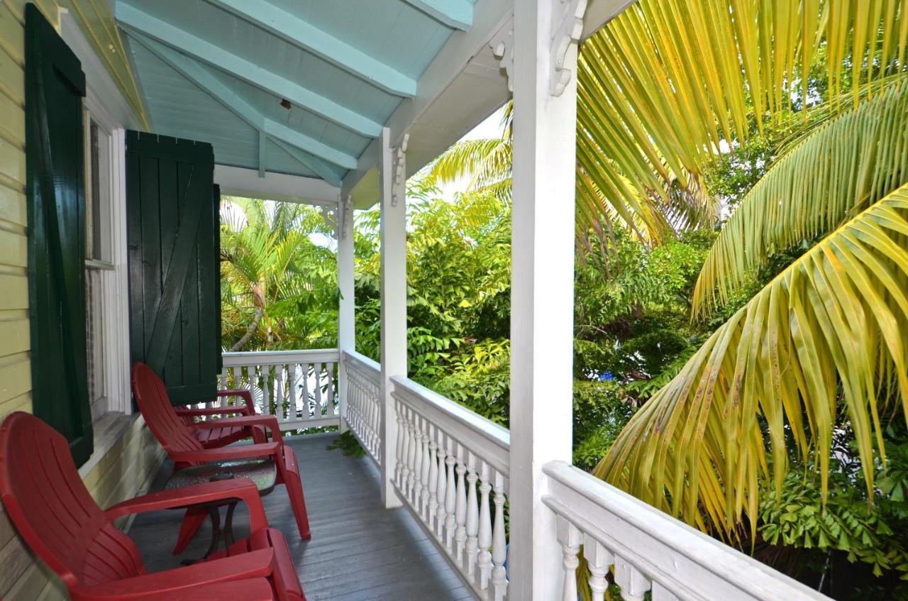 Tropical Village Key West Room photo