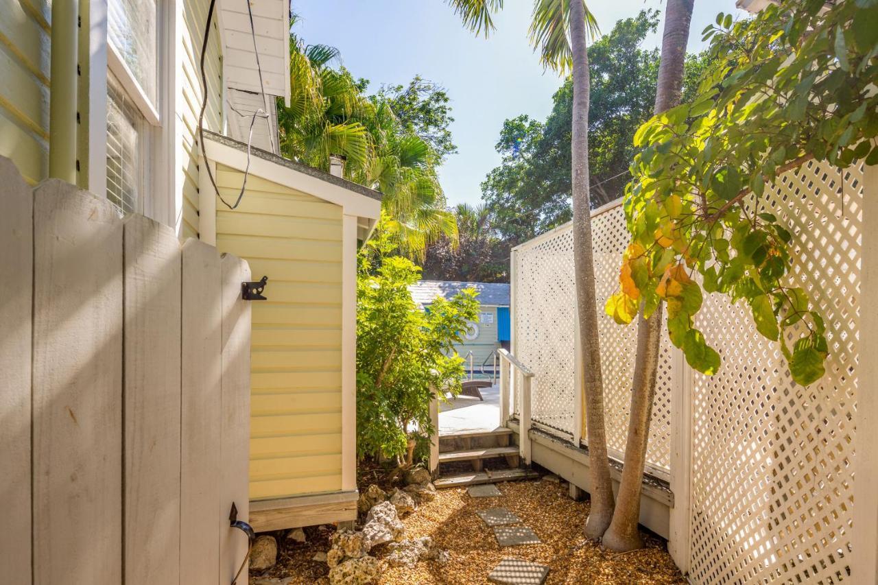 Tropical Village Key West Exterior photo